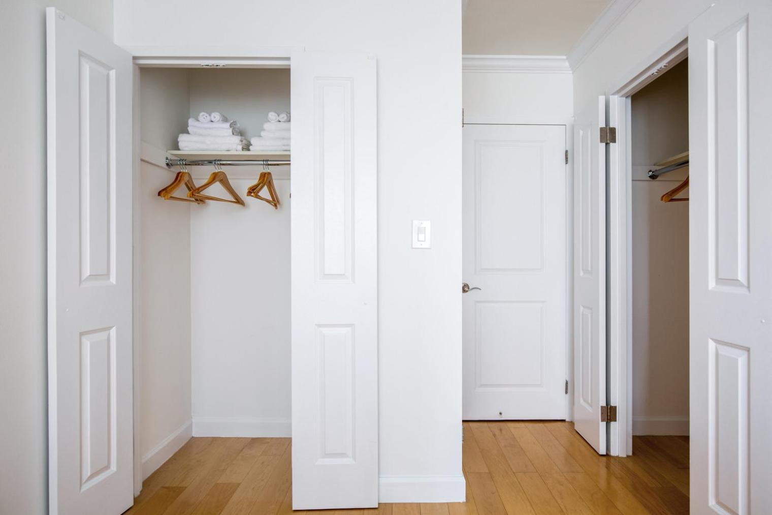 Apartment Uws 1br W Doorman Elevator Nr Lincoln Center Nyc-459 *